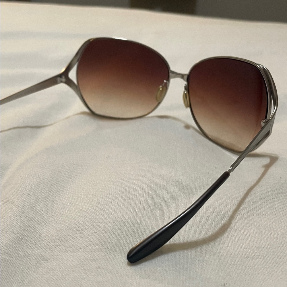 Barton Perreira Emmanuelle Sunglasses - Picture 2 of 7